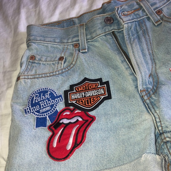 Levi’s Shorts - Picture 3 of 4